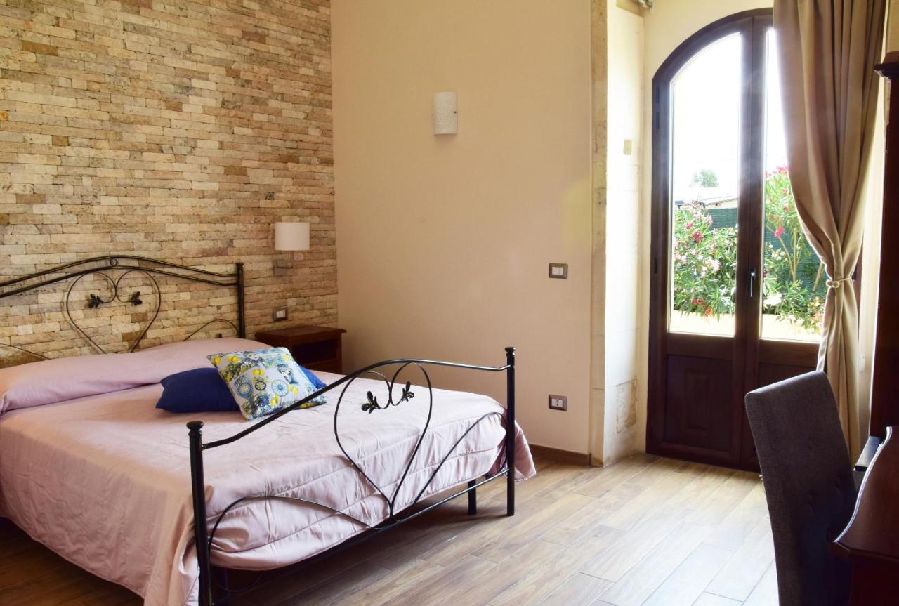 Antico Casale Benali Bed & Breakfast Syracuse Exterior photo